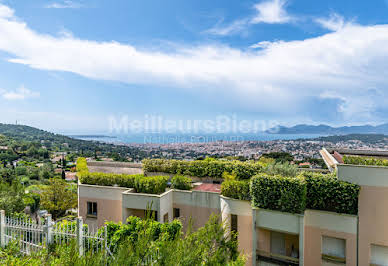 Apartment with terrace and pool 4