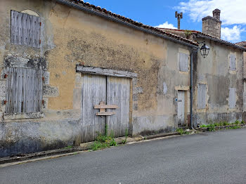 maison à Brizambourg (17)