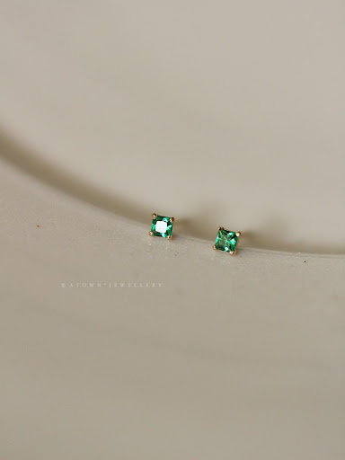 Title 5, 925 Sterling Silver Plated 14K Gold Earring Cli...
