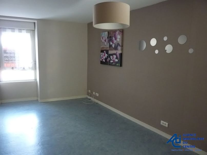 Location  appartement 1 pièce 26.34 m² à Pontivy (56300), 285 €