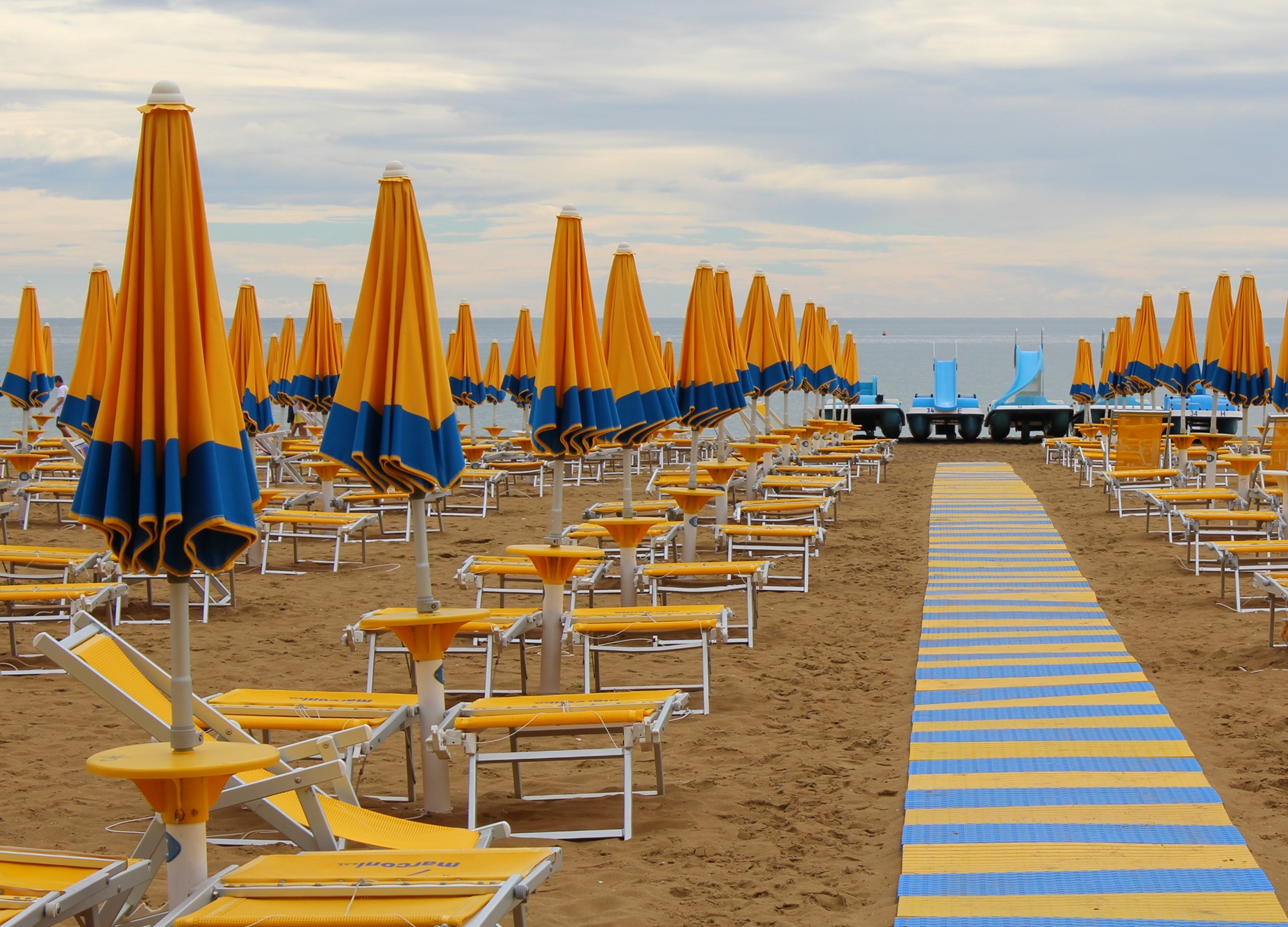 Yellow beach di PC style