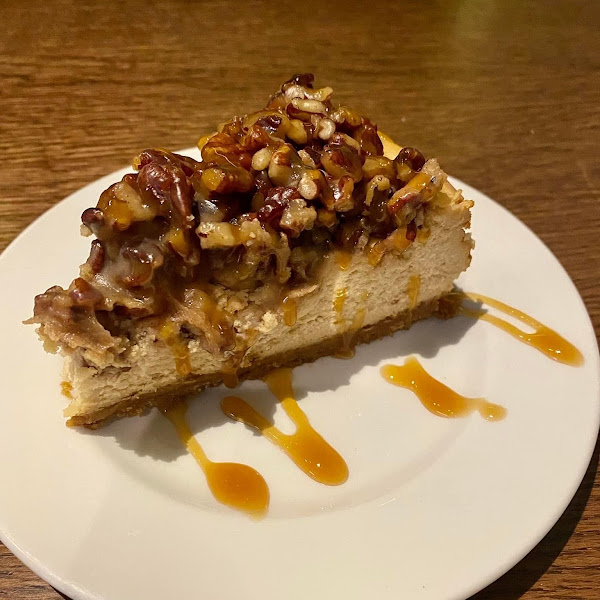 Pecan Cheesecake