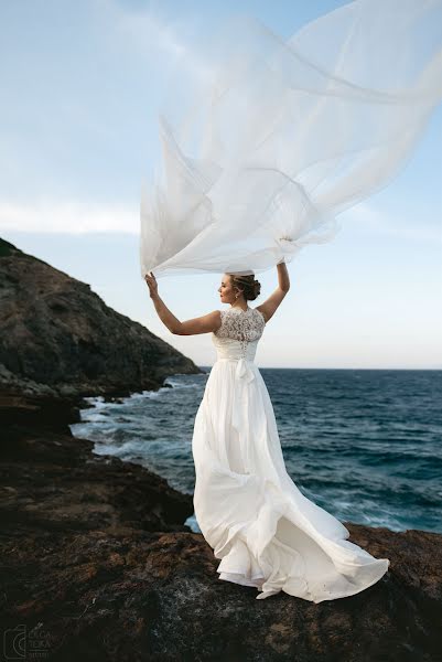 Fotógrafo de casamento Olga Toka (olgatokastudio). Foto de 2 de fevereiro 2017