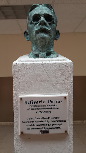 Busto Belisario Porras