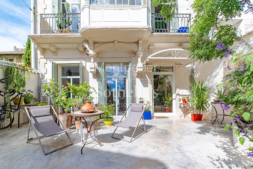 Maison avec piscine et jardin 2