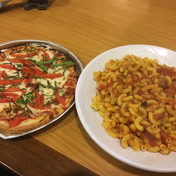 Gf margherita pizza and gf elbow pasta with marinara