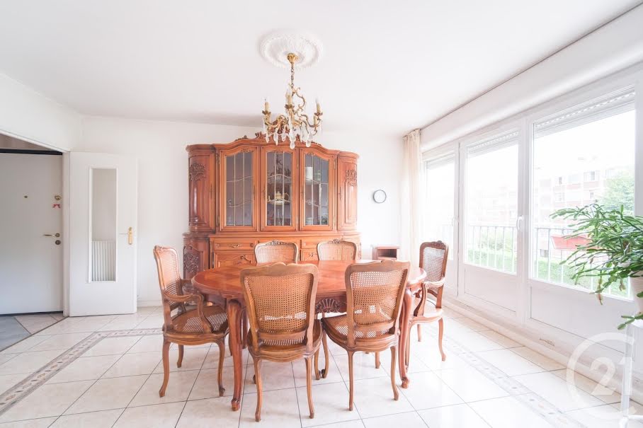 Vente appartement 5 pièces 93.06 m² à Yerres (91330), 249 000 €