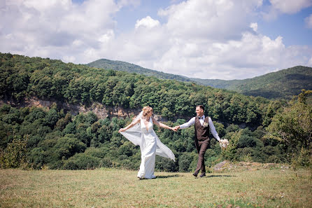 Fotografo di matrimoni Natalya Bukreeva (sunnysan). Foto del 27 agosto 2022