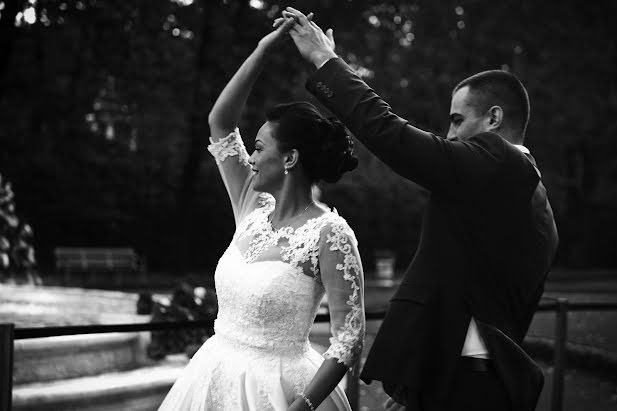 結婚式の写真家Kseniya Petrova (presnikova)。2017 1月7日の写真