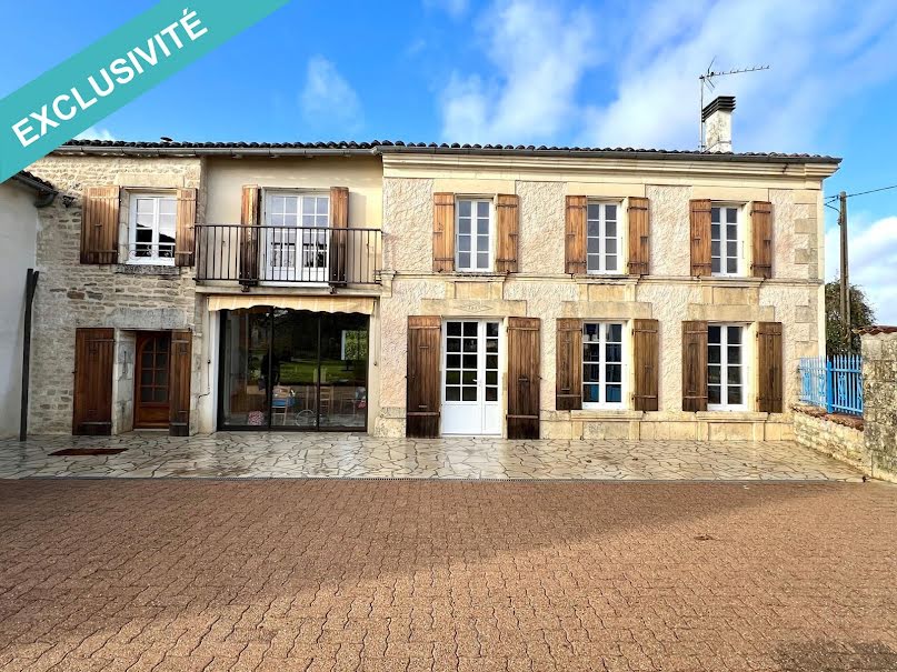 Vente maison 5 pièces 138 m² à Loulay (17330), 195 000 €