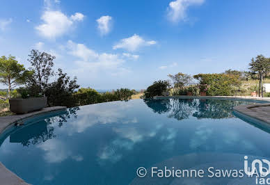 House with pool and terrace 2