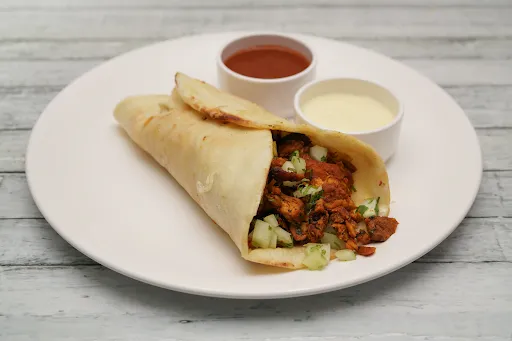 Chicken Kuboos With Salad