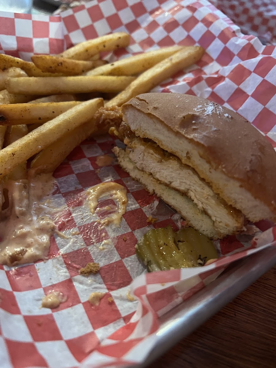 Fried chicken sandwich