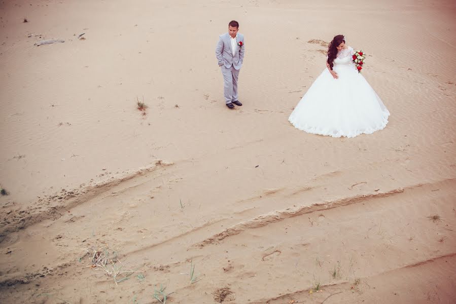 Fotógrafo de casamento Anton Taybarey (antontay). Foto de 13 de março 2015