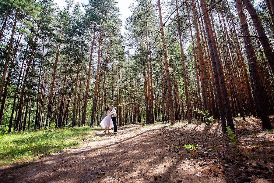 शादी का फोटोग्राफर Vyacheslav Sosnovskikh (lis23)। जून 22 2020 का फोटो