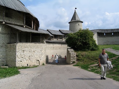 Llegada a Rusia: Monasterio de Pechory y ciudad de Pskov - Viaje por la Europa de la antigua URSS (17)