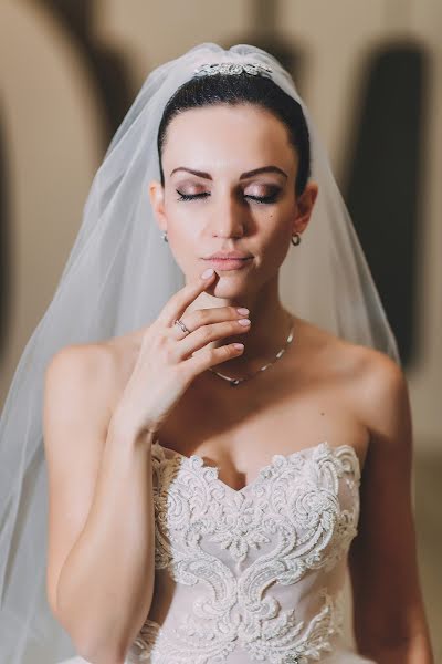 Wedding photographer Aleksandr Romantik (pomantik). Photo of 4 April 2019