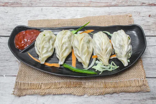 Paneer Steamed Momos [10 Pieces]