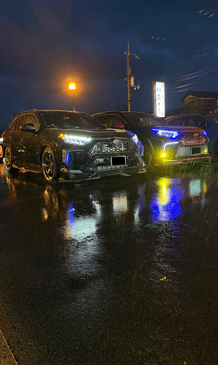 RAV4のRAV4PHV・エアサス・スポーツSUV・RAV4_mt_in_shiga・感謝感激に関するカスタム事例の投稿画像6枚目