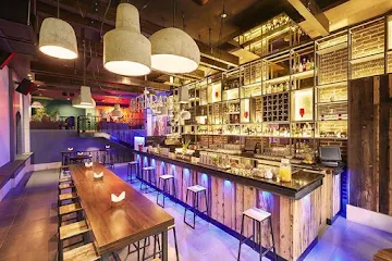 best_bars_pubs_chennai_velveteen_rabbit_image