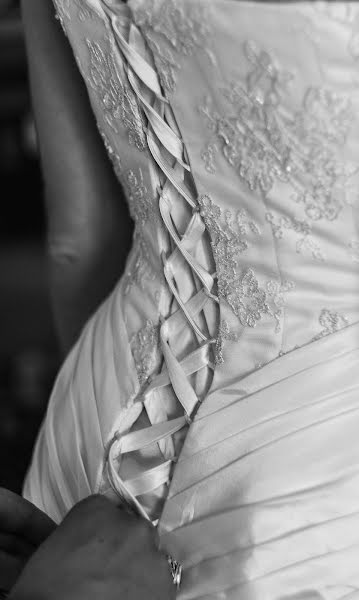 Fotógrafo de casamento Aleksandra Epifanova (sallyphoto). Foto de 24 de abril 2017