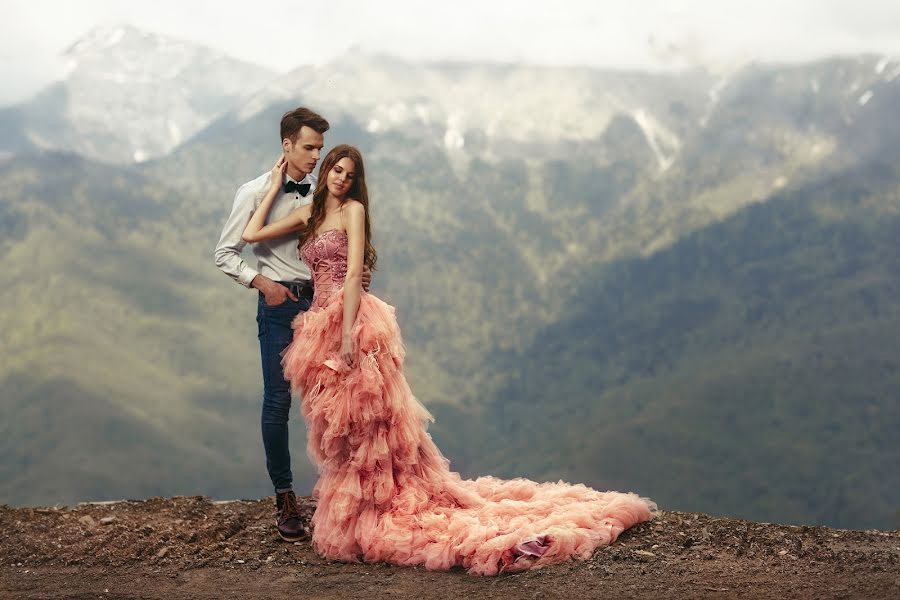 Wedding photographer Aleksandr Bulenkov (bulenkov). Photo of 13 May 2014