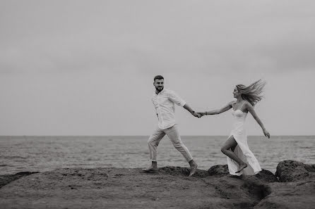 Fotógrafo de casamento Stanislav Guskov (huskovfotografo). Foto de 12 de setembro 2022