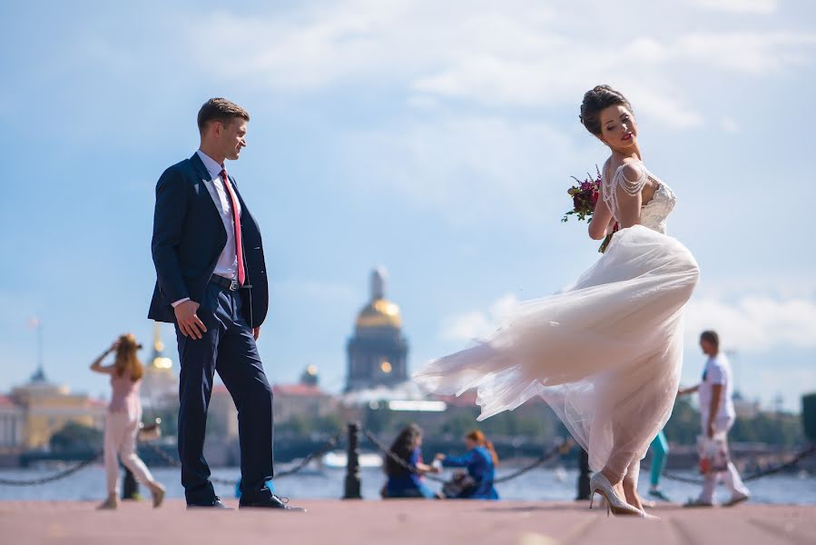 Svadobný fotograf Andrey Renov (renov). Fotografia publikovaná 11. júla 2016