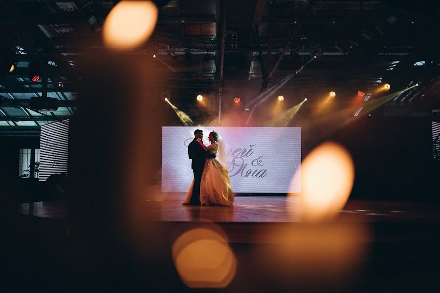 Wedding photographer Dima Zaburunnov (zaburunnov). Photo of 11 July 2018