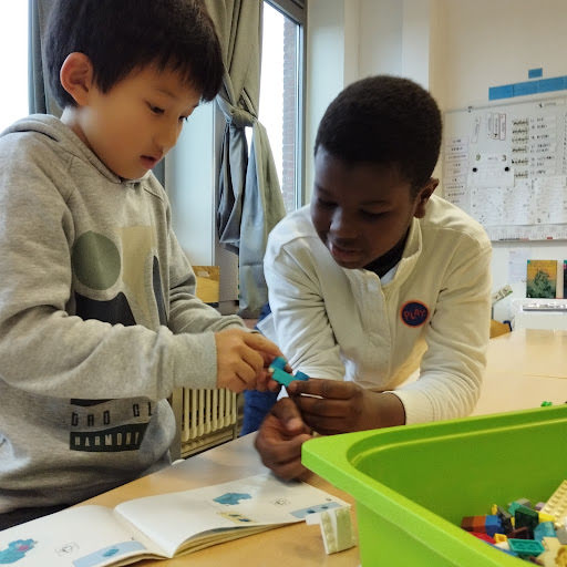 Kerst-Knutsel-Frutsel namiddag vol verbinding