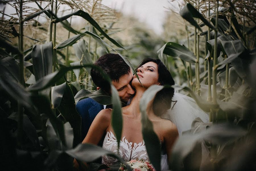 Wedding photographer Maksim Osobenkov (osobenkovs). Photo of 11 July 2019