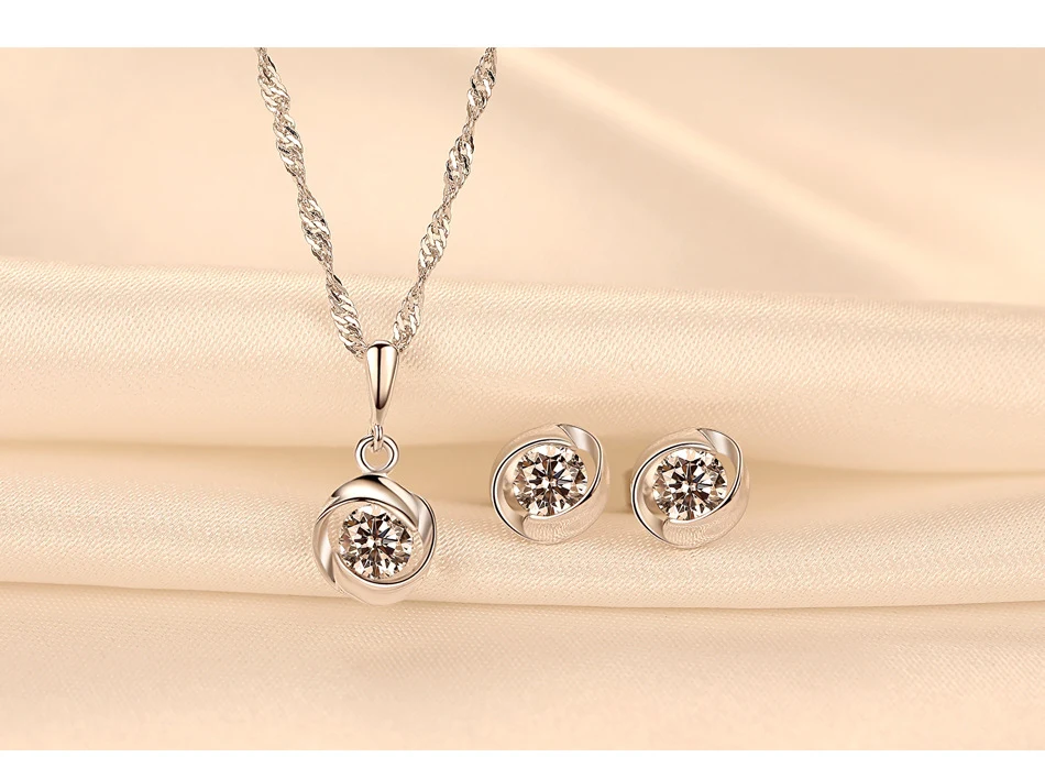 Sterling silver necklace with 3A zircon
