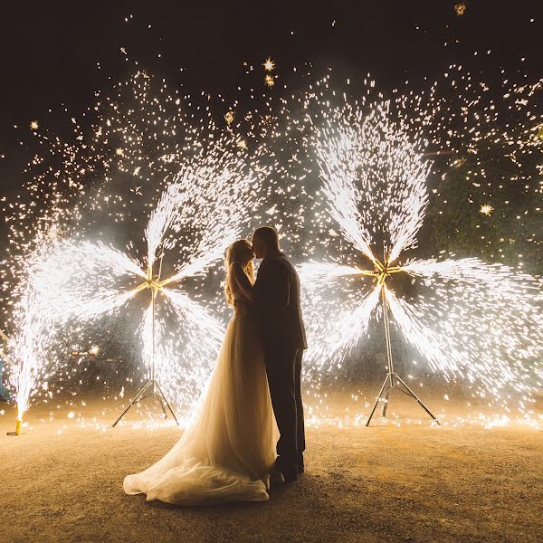 Fotógrafo de bodas Yuriy Pakkert (packert). Foto del 3 de julio 2019