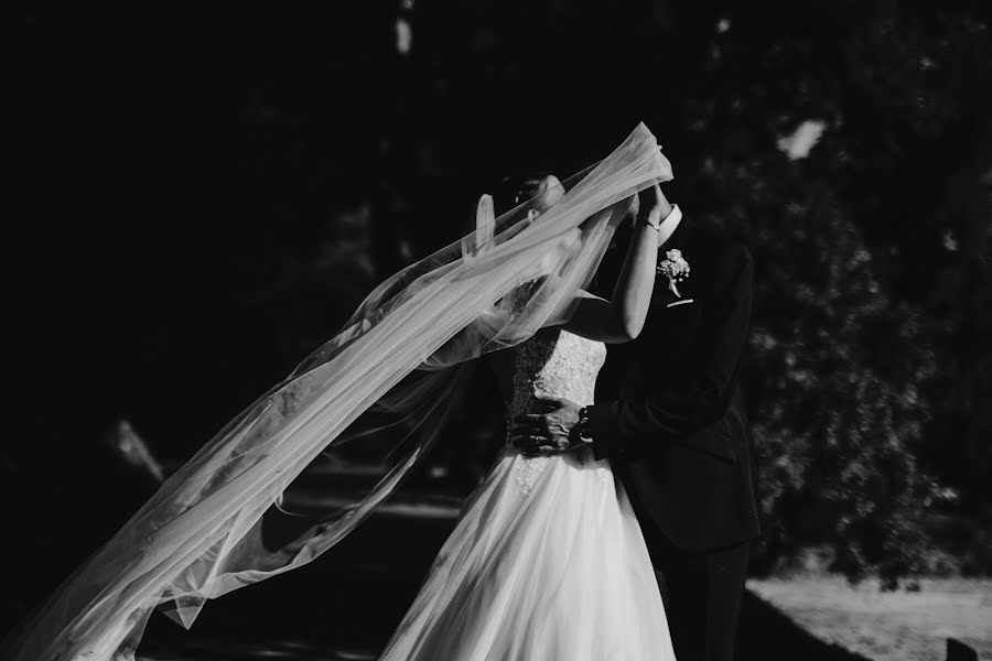 Fotógrafo de casamento Lorenzo Marraccini (loremarrapt). Foto de 14 de janeiro 2022