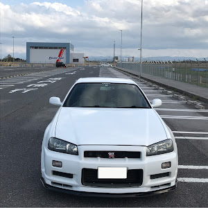 スカイライン GT-R R34