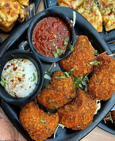 Paneer Kurkure Momos