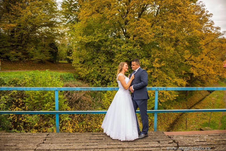 Fotógrafo de casamento Bartosz Sopata (bartoszsopata). Foto de 25 de fevereiro 2020