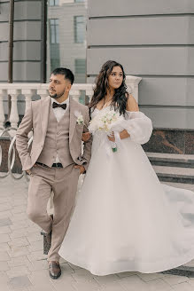 Wedding photographer Aleksey Ladygin (alekseikrasivoo). Photo of 14 December 2021