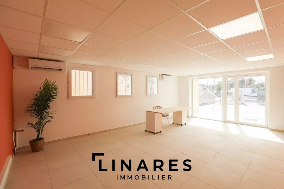 Location  locaux professionnels 1 pièce 20 m² à Marignane (13700), 650 €