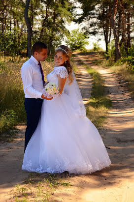 Fotógrafo de casamento Yuliya Kudrya (juliyak). Foto de 26 de agosto 2015