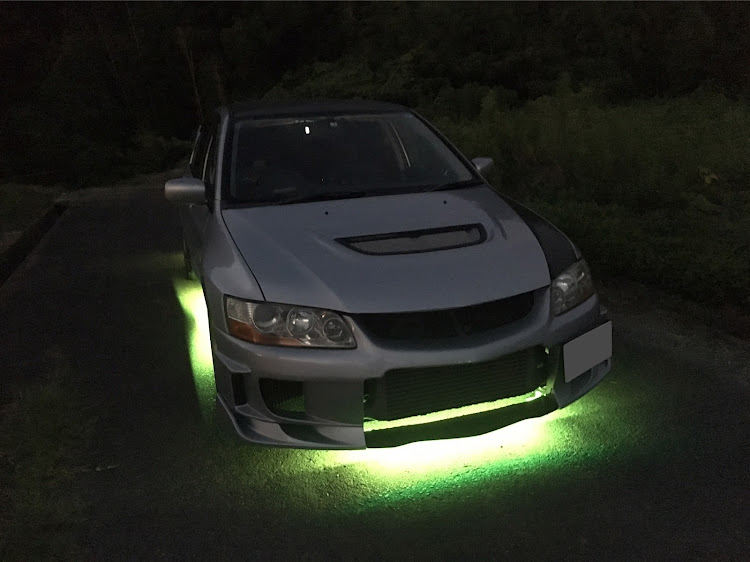 ランサーエボリューションのアンダーLED・CT9A・DIY・アンダーLED(RGB)・アンダーLED取り付けに関するカスタム事例の投稿画像2枚目