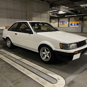 カローラレビン AE86