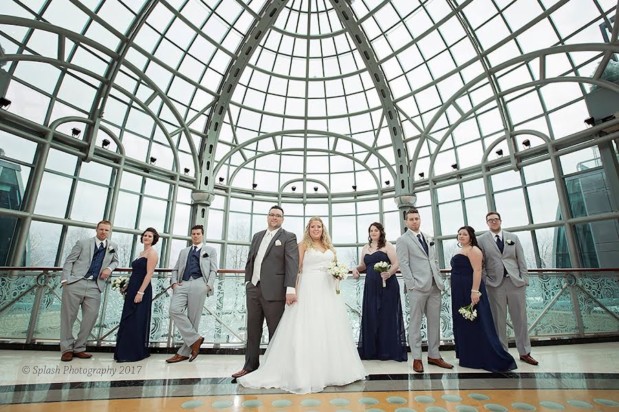 Fotografo di matrimoni Andrea Husted (splashstudios). Foto del 22 aprile 2019