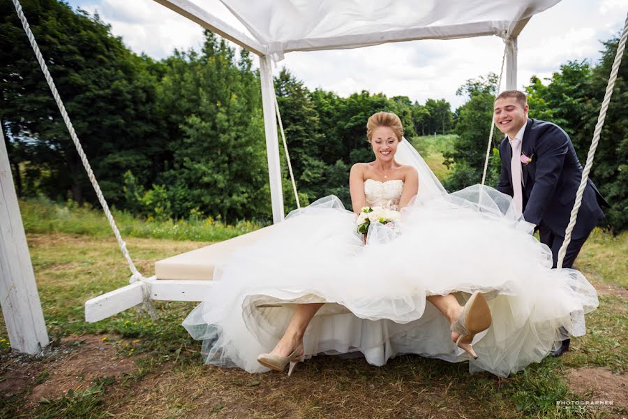 Wedding photographer Mikhail Pivovarov (stray). Photo of 30 December 2013