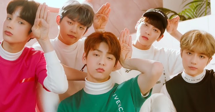 10 Things You Might've Missed In TXT's "Cat & Dog" Music ...