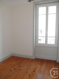 appartement à Aurillac (15)