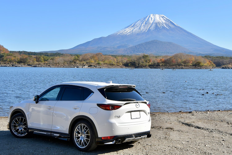 CX-5の精進湖・富士山・青空・Nikon・D500に関するカスタム事例の投稿画像1枚目