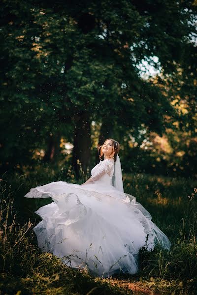 Wedding photographer Olga Nikolaeva (avrelkina). Photo of 1 July 2019