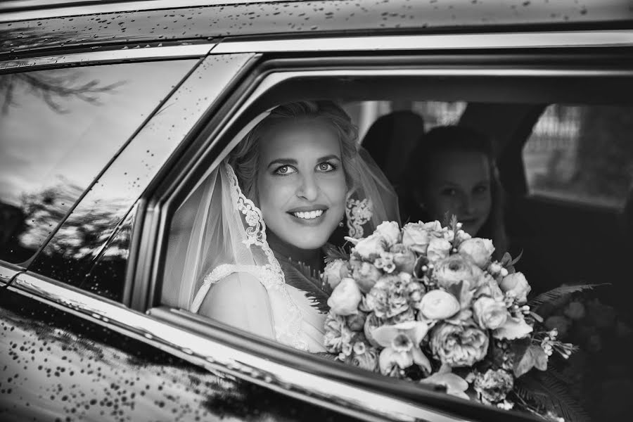 Fotógrafo de casamento Lukáš Petráček (lpfoto). Foto de 24 de março 2017