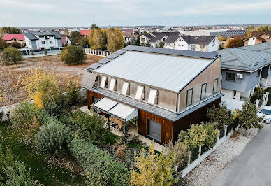 House with terrace 3